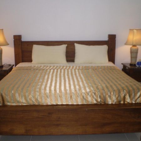 Sansuk Gay Sauna And Guesthouse Pattaya Ngoại thất bức ảnh